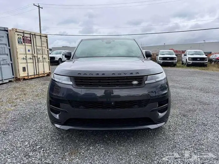 رانج روفر سبورت HSE P400 موديل 2024 ب 330 الف 2