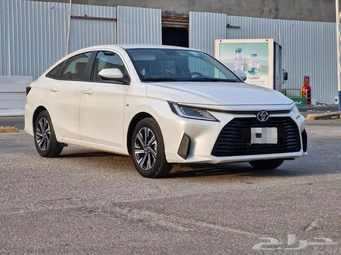 تويوتا يارس 2024 نص فل 2