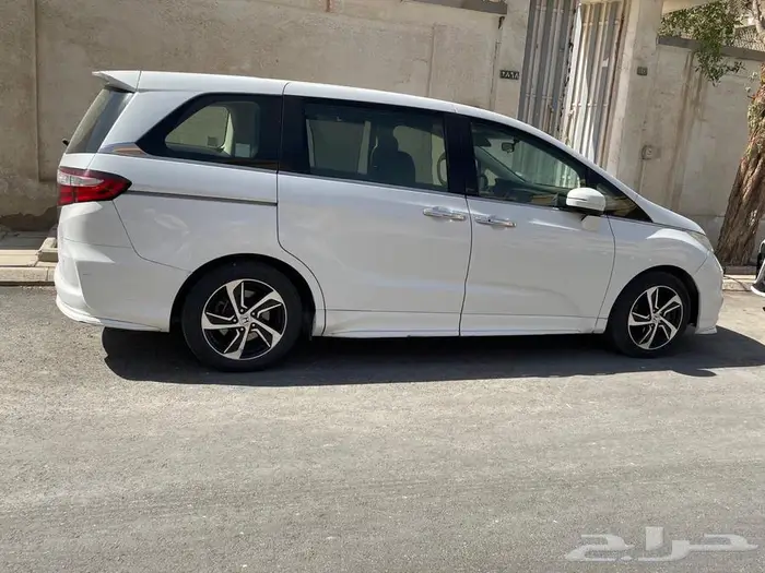 هوندا ادوسي 2015 مواصفات خاصة خليجي 4