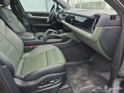 2024 Porsche Cayenne index