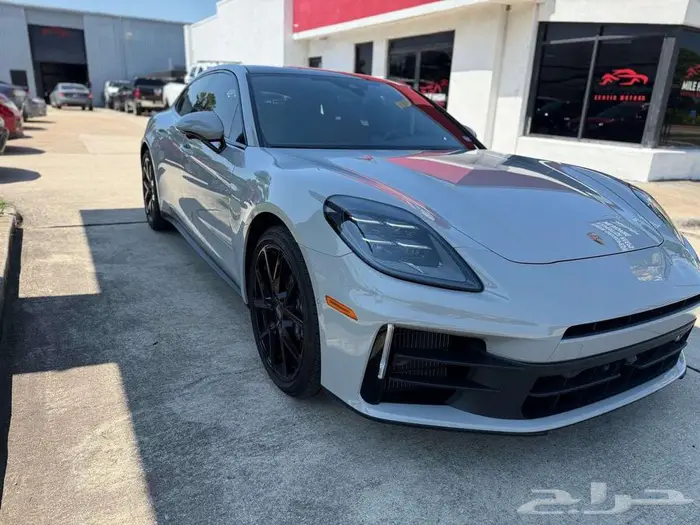 2024 Porsche Panamera 2