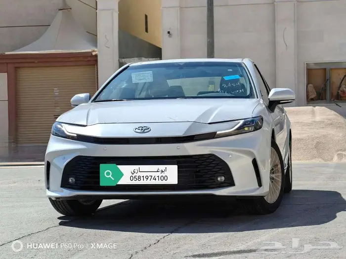 تويوتا كامري LEبنزين موديل 2025 0