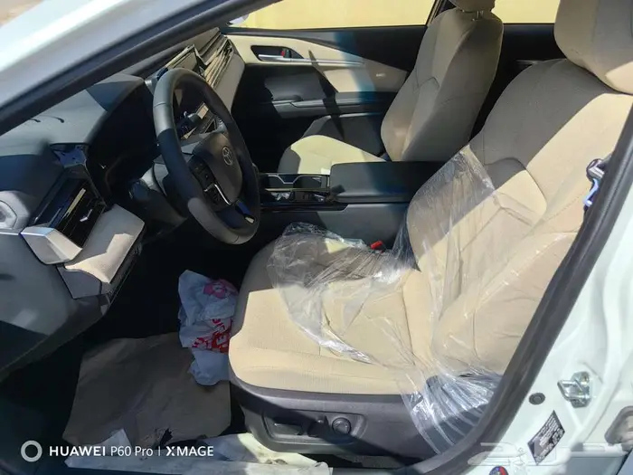 تويوتا كامري LEبنزين موديل 2025 2