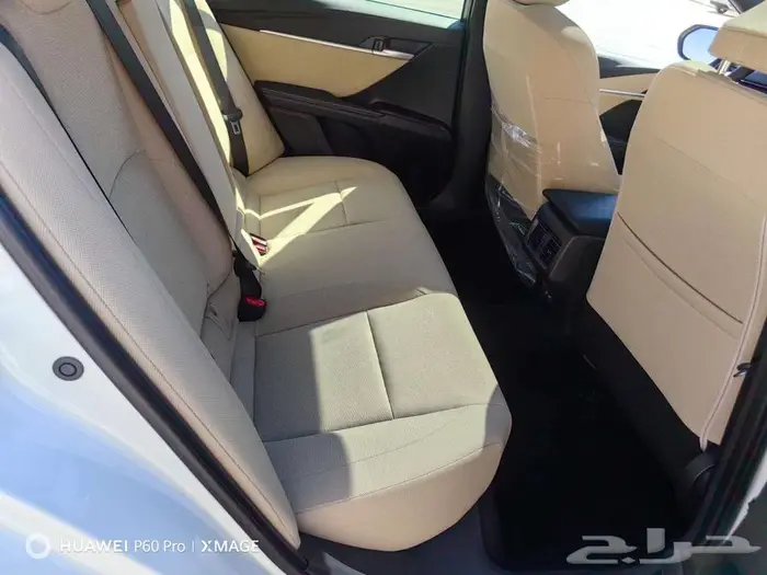 تويوتا كامري LEبنزين موديل 2025 16