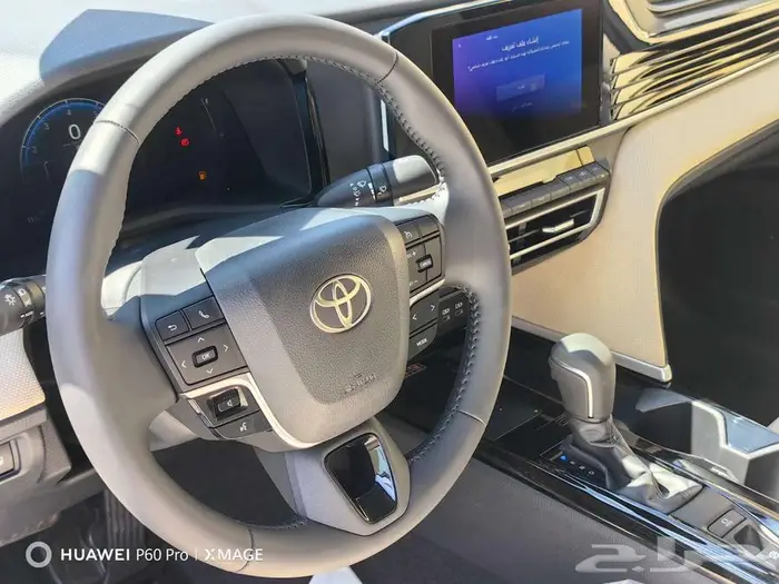 تويوتا كامري LEبنزين موديل 2025 3