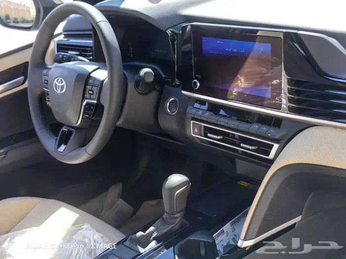 تويوتا كامري LEبنزين موديل 2025 18