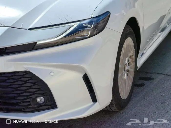 تويوتا كامري LEبنزين موديل 2025 7