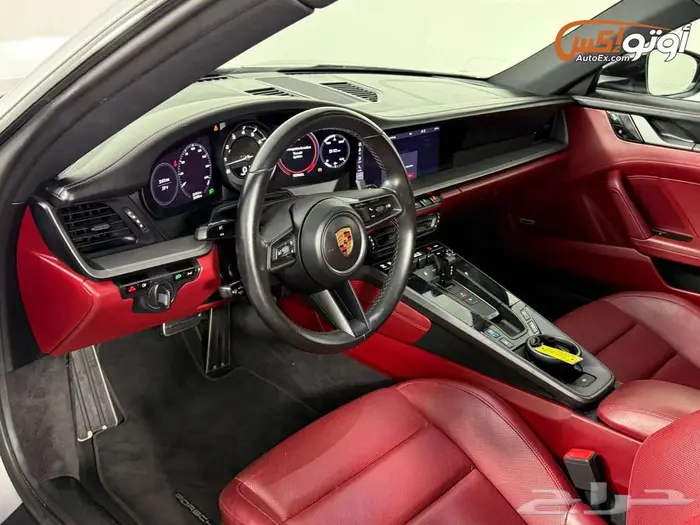 2021 بورشه 911 كاريرا 4 2