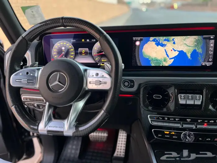 مرسيدس جي كلاس مخزن بحاله ممتازة 56