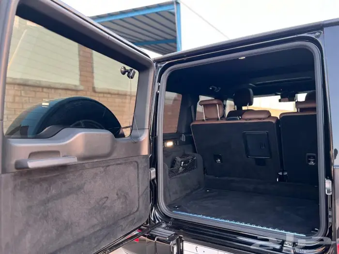 مرسيدس جي كلاس مخزن بحاله ممتازة 78