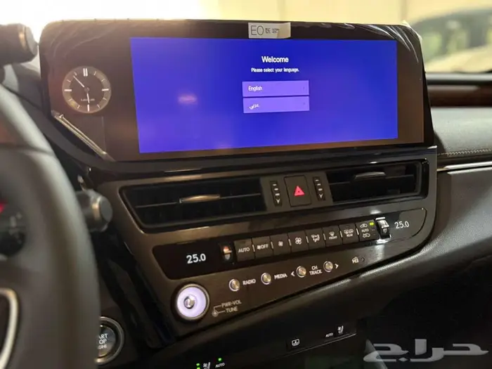 لكزس ES 350 فئة DD فل كامل بريمي 2025 14