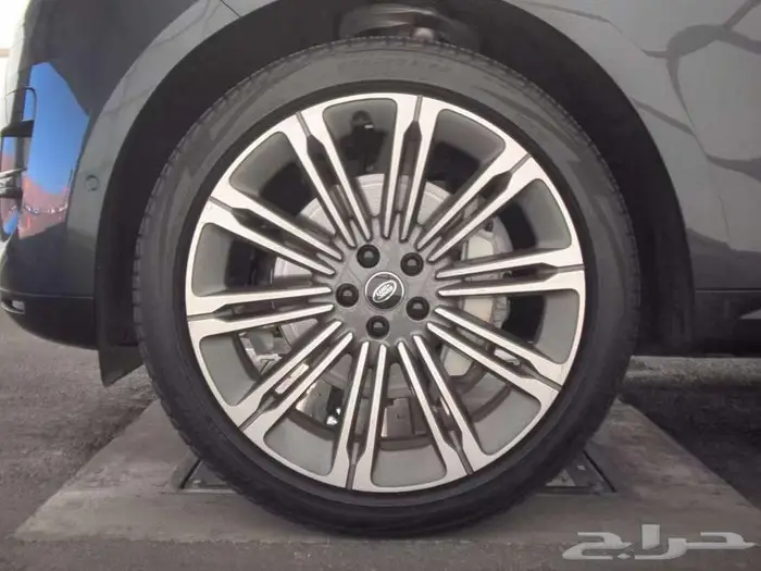 رنج سبورت داينمك SE 2024 بسعر 375 الف واصل لباب البيت 8