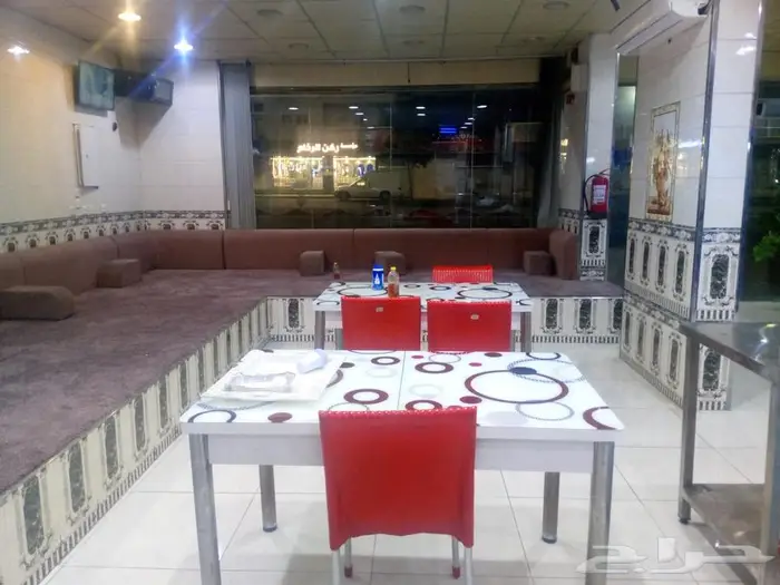 مطعم بخاري للتقبيل او البيع 11