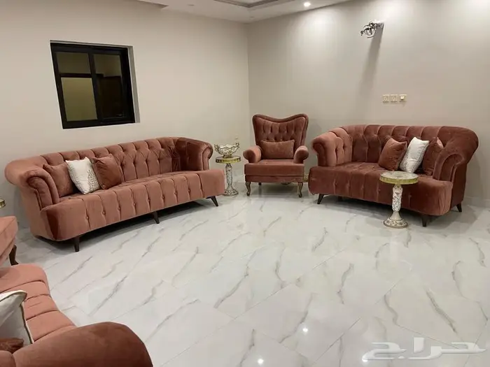 كنب للبيع نظيف جدا 2