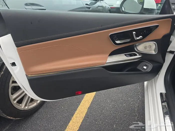 2025 Mercedes-Benz CLE CLE 300 نستورد لعملائنا باقل الاسعار 11