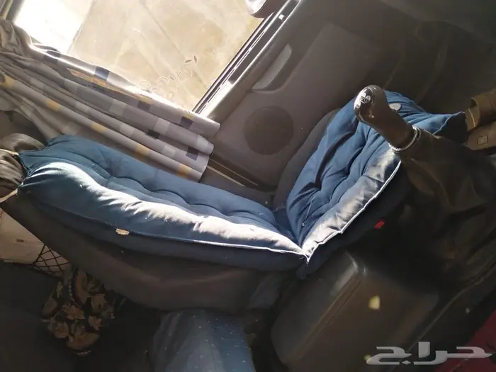 - للبيع سيارة فلفو 2006 حجم 440 20