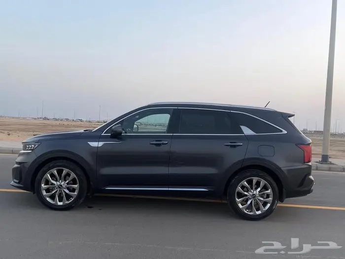 كيا سورينتو موديل 6