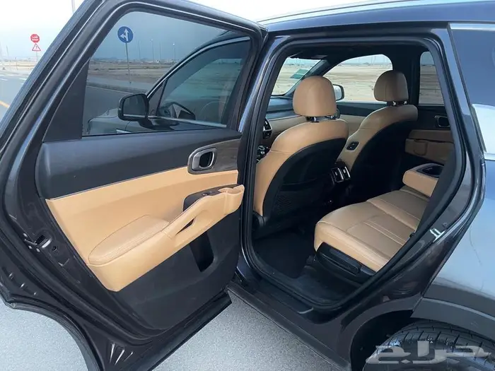 كيا سورينتو موديل 11