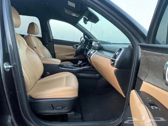 كيا سورينتو موديل 18