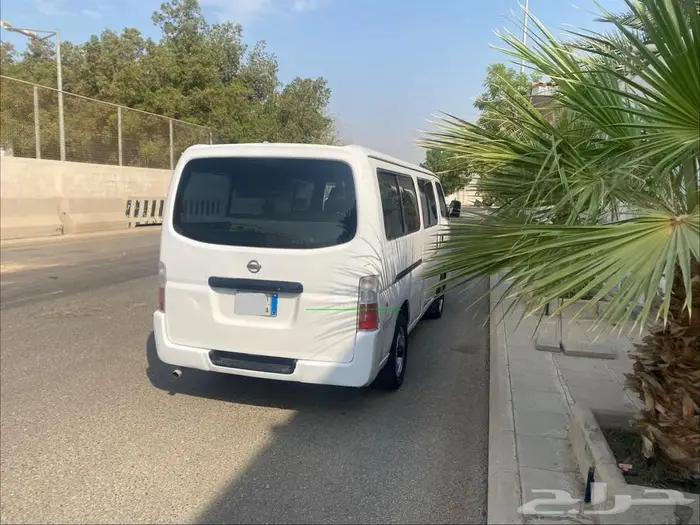 للبيع باص نيسان اورفان 1