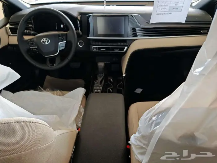 كامري E Plus هايبرد 2025 اسود 116500عرض خااص شامل الضريبة 12