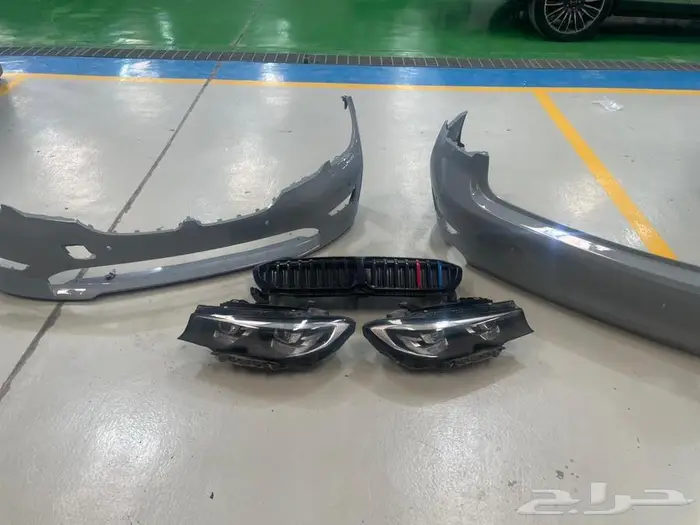 وجهية BMW 2022 320 2
