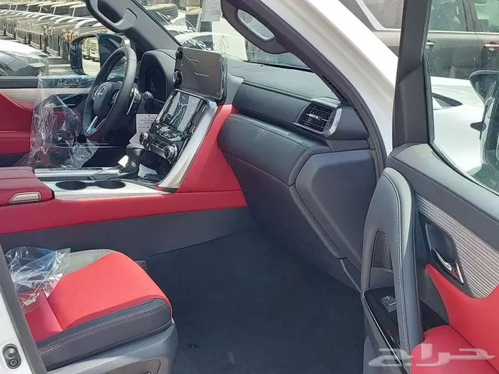 لكزس LX600 FF سعودي موديل 2025 كاش و اقساط 6