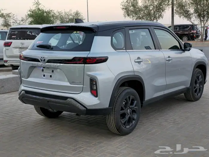 تويوتا اوربان GLX فل كامل موديل 2026 الاقل سعرا 5