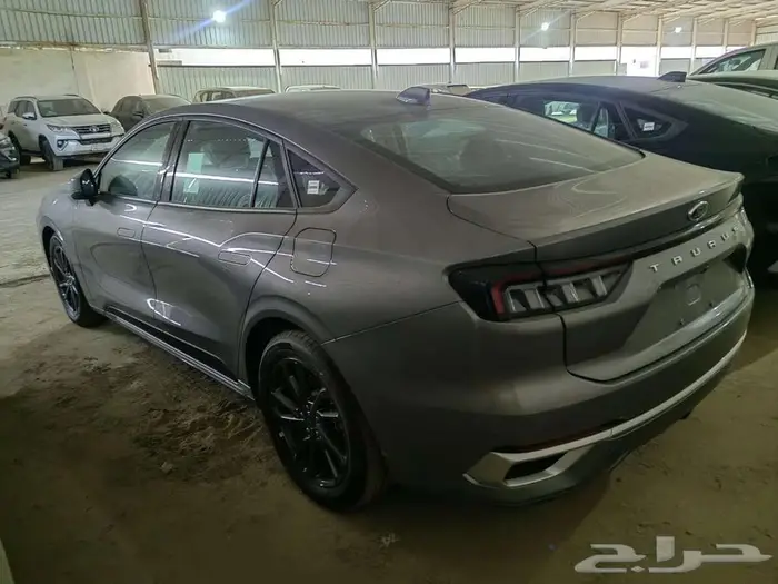 فورد توروس الموديل 2026 4