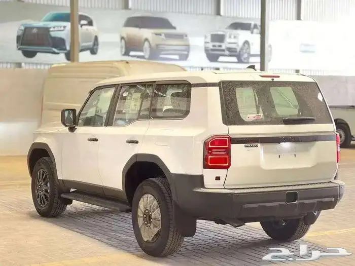 تويوتا برادو TXL-3 بنزين وديزل 2025 متوفر جميع الفئات 2