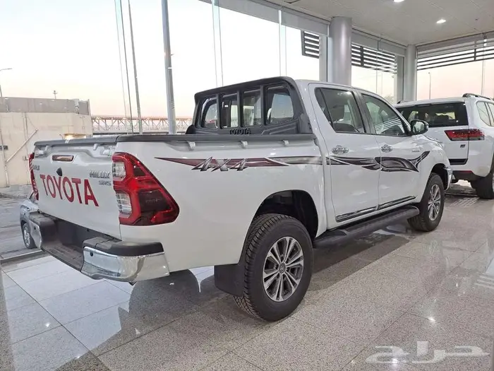 هايلكس غمارتين سوبر جي ال اكس دبل 2.7 بنزين اتوماتيك 11