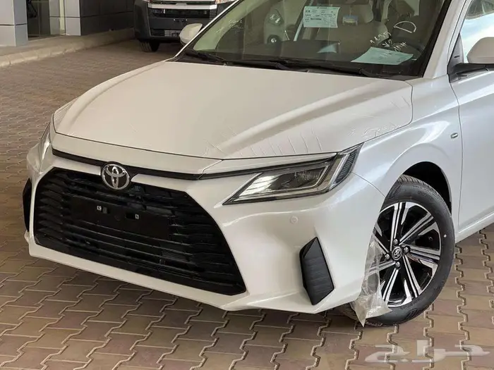 تويوتا يارس Yplus لدى شركة ابن ذياب 1