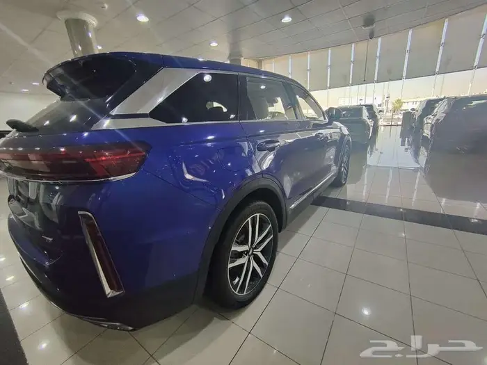 بيستون t99 2023 ليموزين اسود وازرق 3