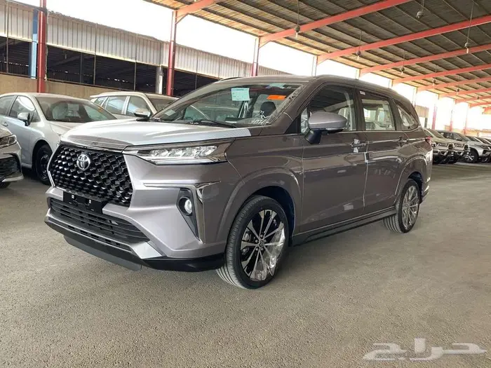 تويوتا -فيلوز -2025-GLX 1