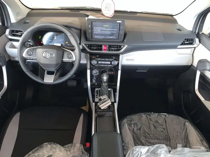 تويوتا -فيلوز -2025-GLX 9