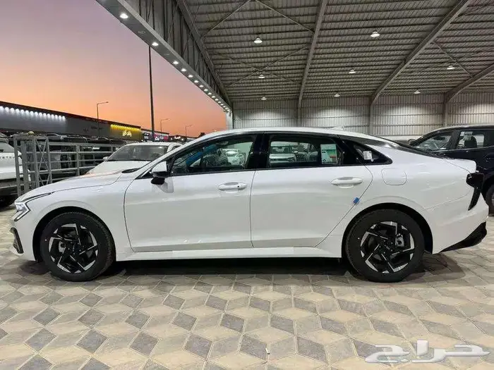 كيا K5 استاندر مطور موديل 2026 كاش واقساط 3