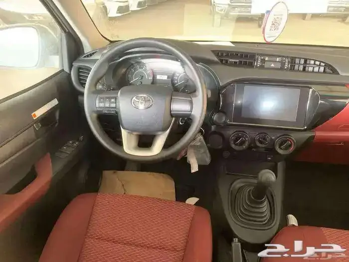 تويوتا - هايلوكس -2025-GL ديزل 6