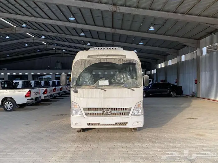 هيونداي كاونتي ديزل 26 راكب 2023 عرض 249.000 شامل الضريبه 1