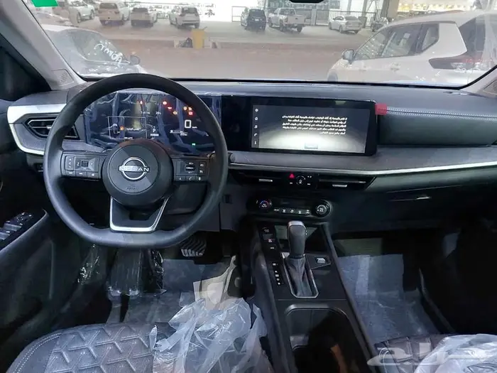 نيسان كيكس SV نص فل 2025 13