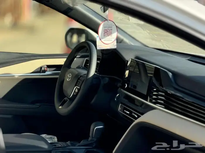 تويتا كامري LE هايبرد موديل 2025 لدى ابن ذياب 1