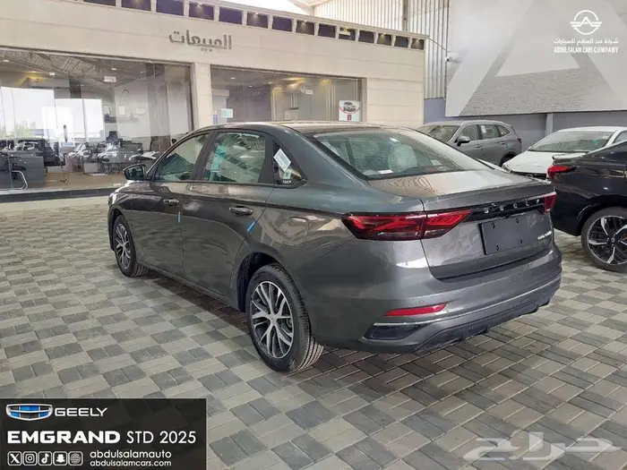 جيلي امجراند 2025 استاندر متوفره لعملاء الكاش والاقساط 3