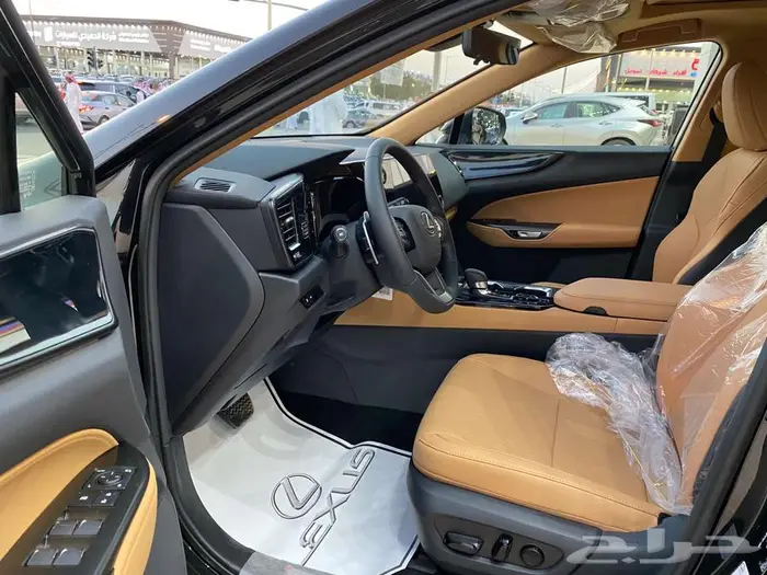 لكزس NX350 AA بنزين 2026 (اسود) 11