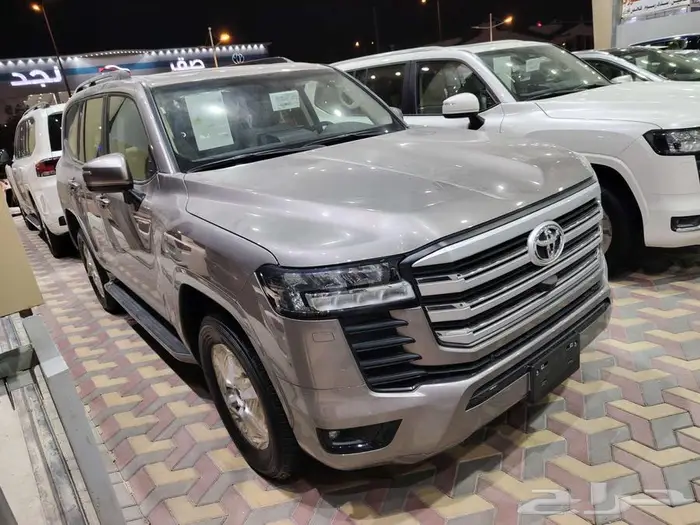 لاندكروزر GXRL2 الموديل2025 5