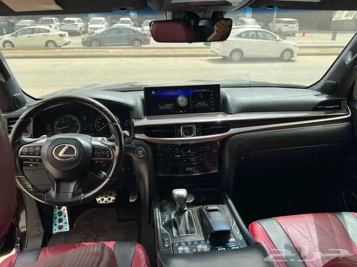 لكزس LX570 موديل 2019 بلاك ادشن بدي وكاله 7