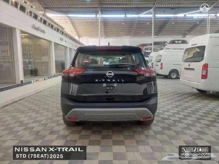 نيسان اكستريل استاندر 7 مقاعد موديل 2025 كاش وتمويل 2