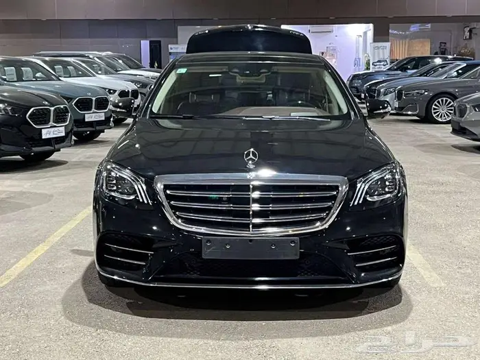 مرسيدس S560 موديل 2018 جفالي سعودي فل ازارير 1