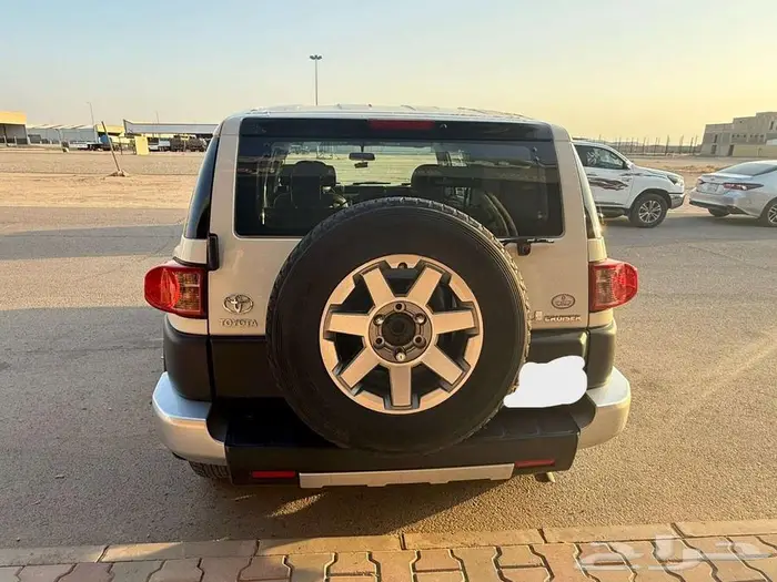 تويوتا FJ اف جي رقم 1 موديل 2023 سعودي حالة ممتازة 5