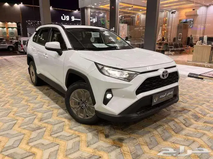 تويوتا راف فور XLE بنزين 2025 كاش واجار منتهي بتمليك 1
