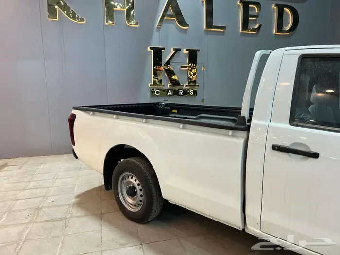 ايسوزو D-Max غمارة موديل 2025 لدى خالد للسيارات 1
