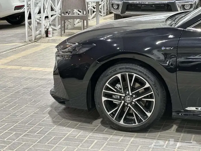 تويوتا كامري LE هايبرد 2025 7